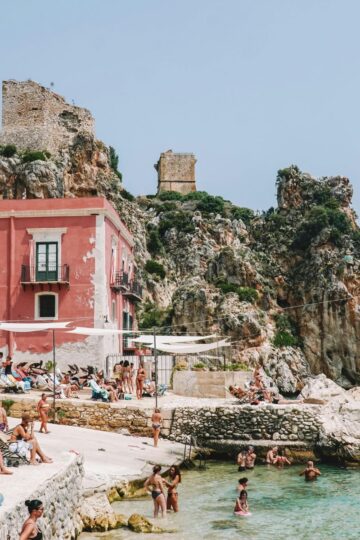 Scopello travel guide cover.