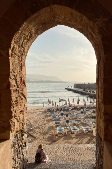 Cefalu travel guide.